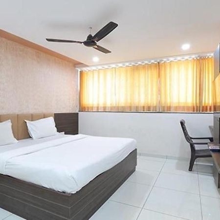 Fabhotel The Heaven Ahmedabad Extérieur photo