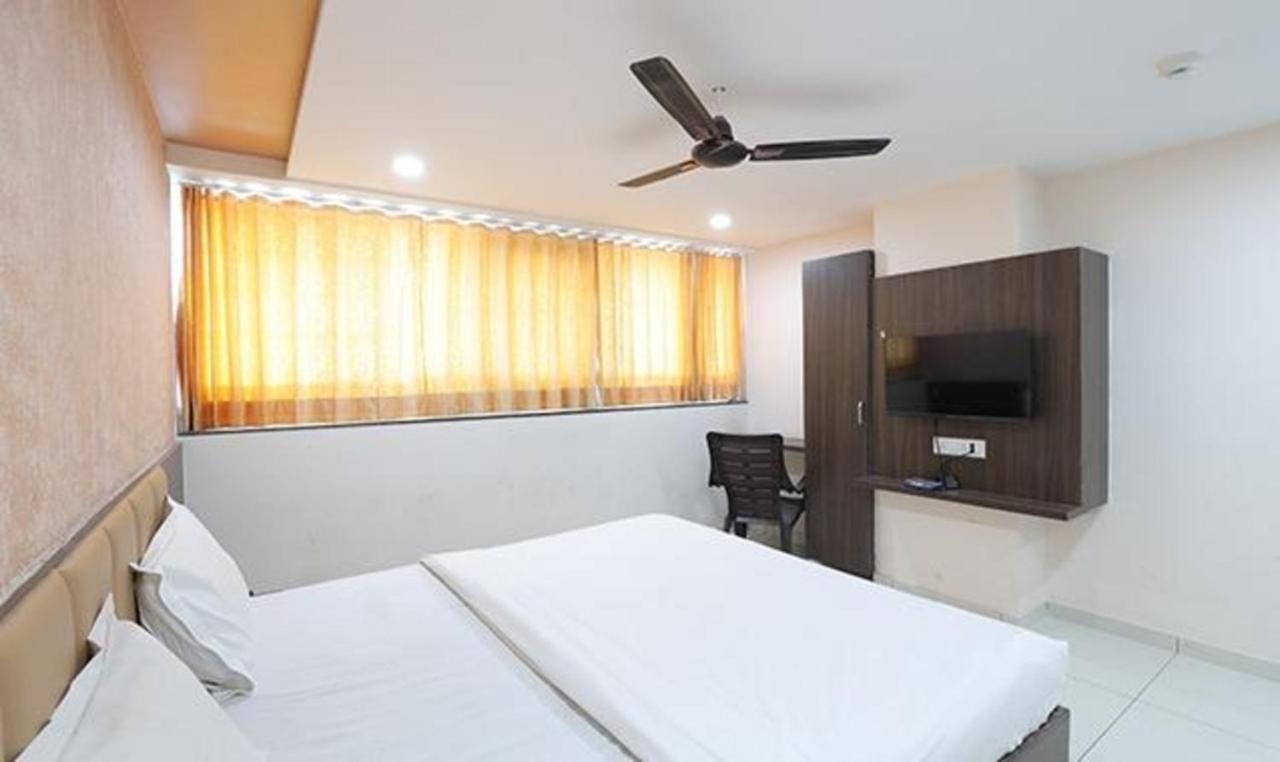 Fabhotel The Heaven Ahmedabad Extérieur photo