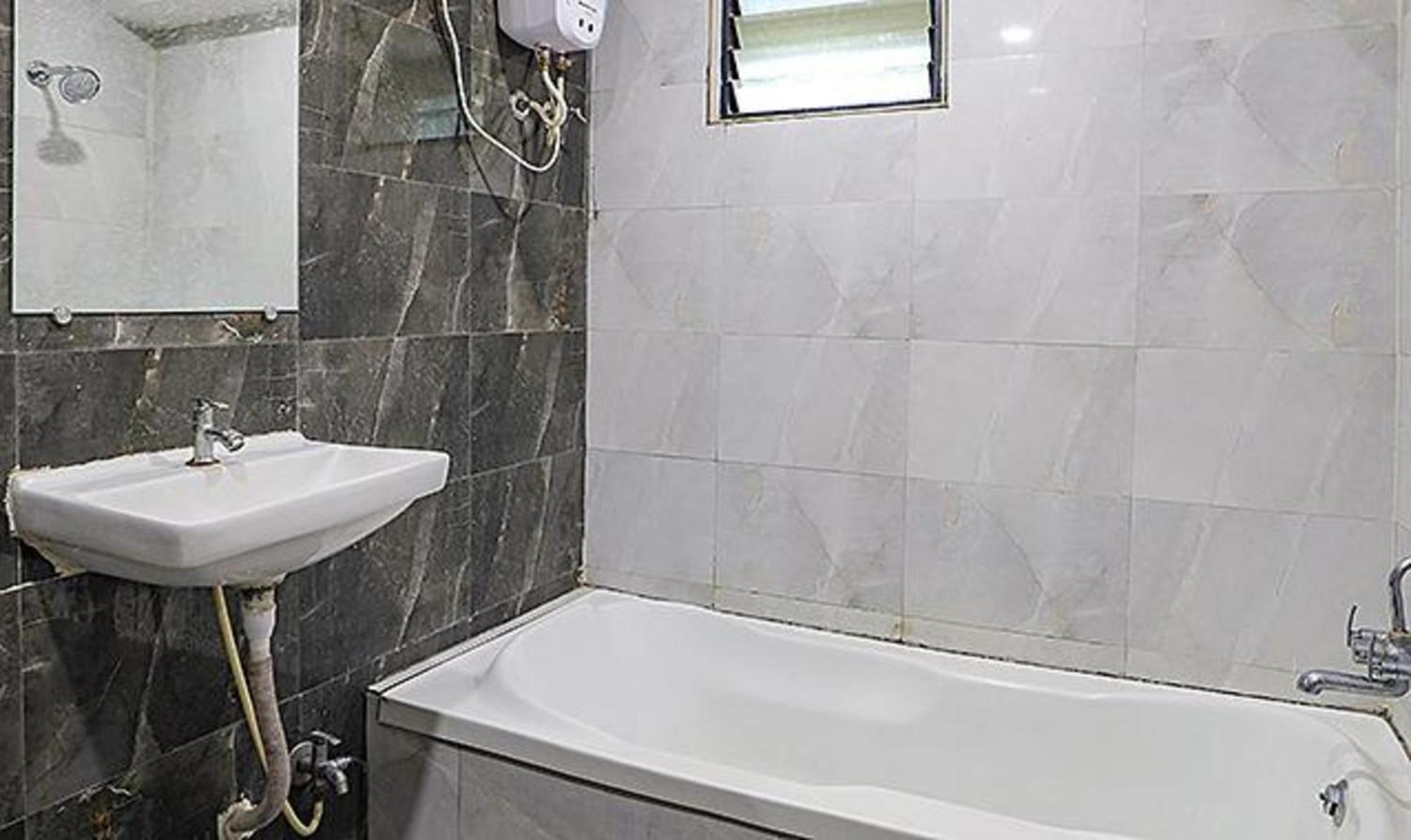 Fabhotel The Heaven Ahmedabad Extérieur photo
